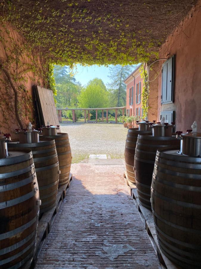 Tenuta Pizzone Wine Resort Rivanazzano Terme Dış mekan fotoğraf